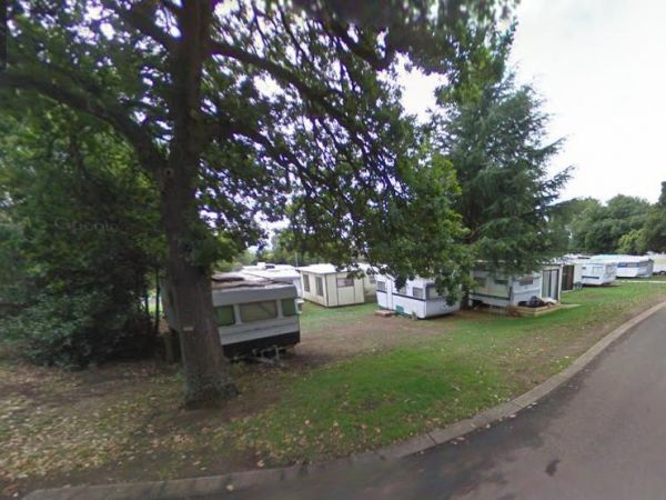 Lakes & Craters Holiday Park