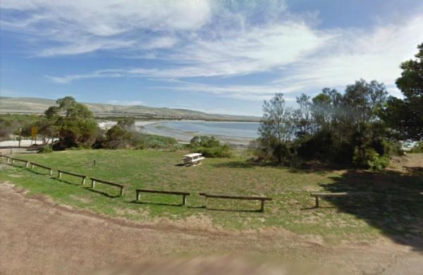 Louth Bay Campground