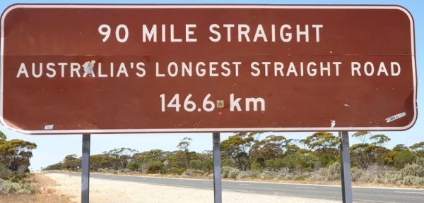 West End of "90 Mile Straight"