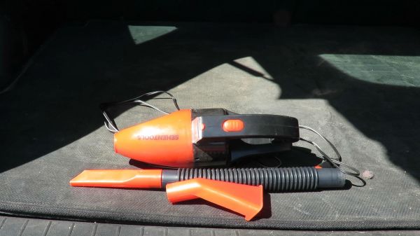 SehenTools 12V 60W  car vacuum cleaner with LED light