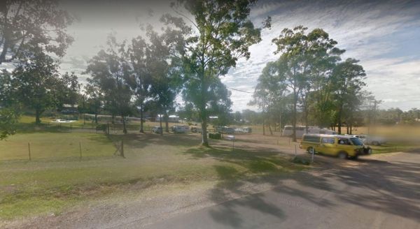 Tiaro Memorial Park Free Camping Area