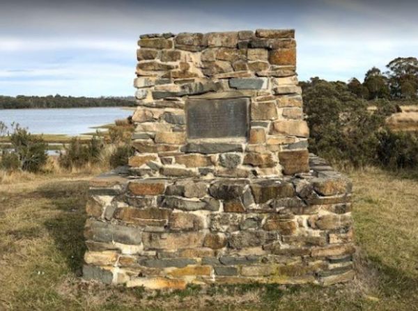 Surveyors Memorial Reserve Rest Area