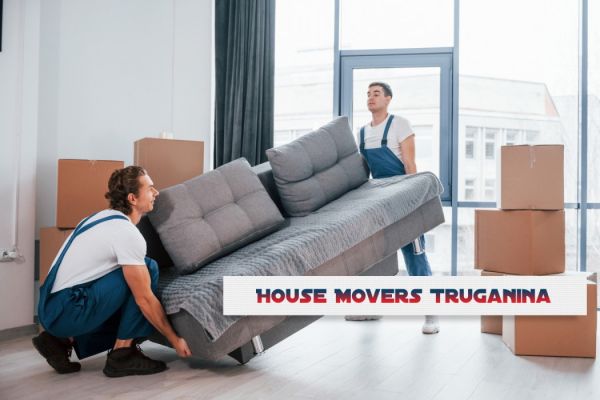 Removalists Truganina - Urban Movers