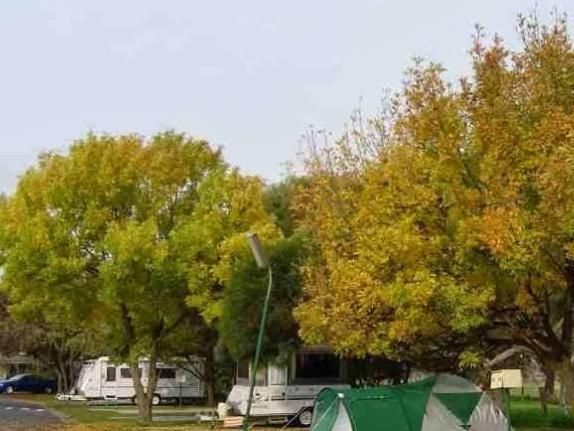 Dandenong Tourist Park Big4