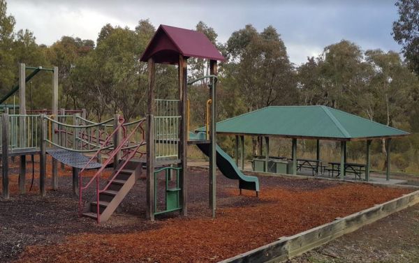 Molonglo Gorge Reserve Rest Area