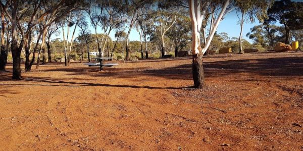 Lake Douglas Recreation Reserve